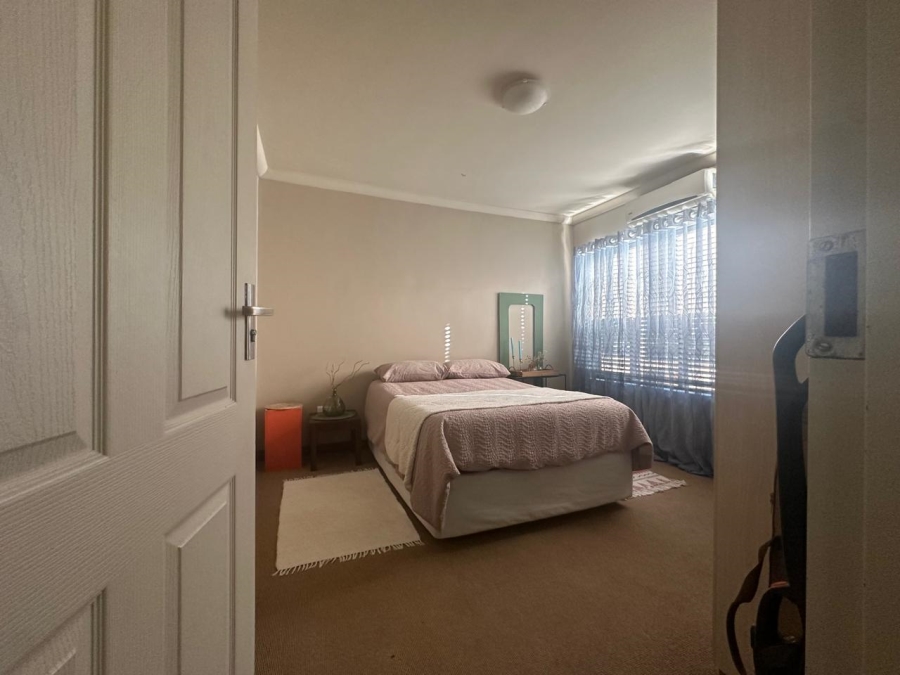 2 Bedroom Property for Sale in Waterval East North West